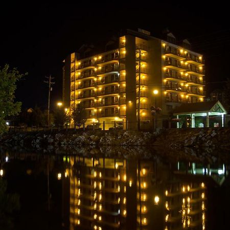 Riverside Tower Пиджен-Фордж Экстерьер фото